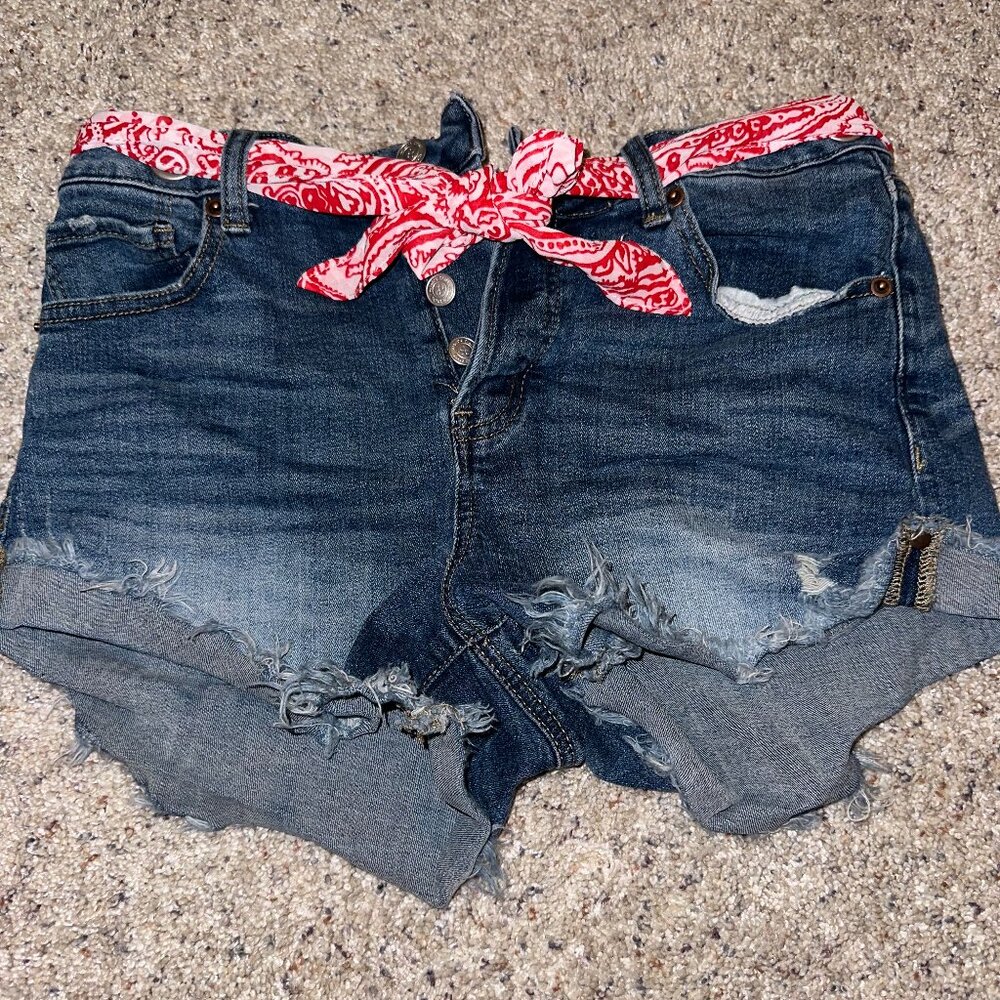 Jean Shorts with red belt